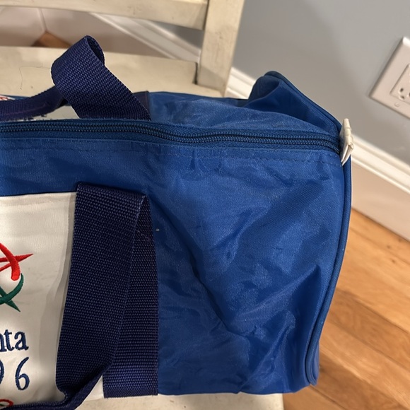 Atlanta 1996 Centennial Olympic Duffle - Picture 10 of 14